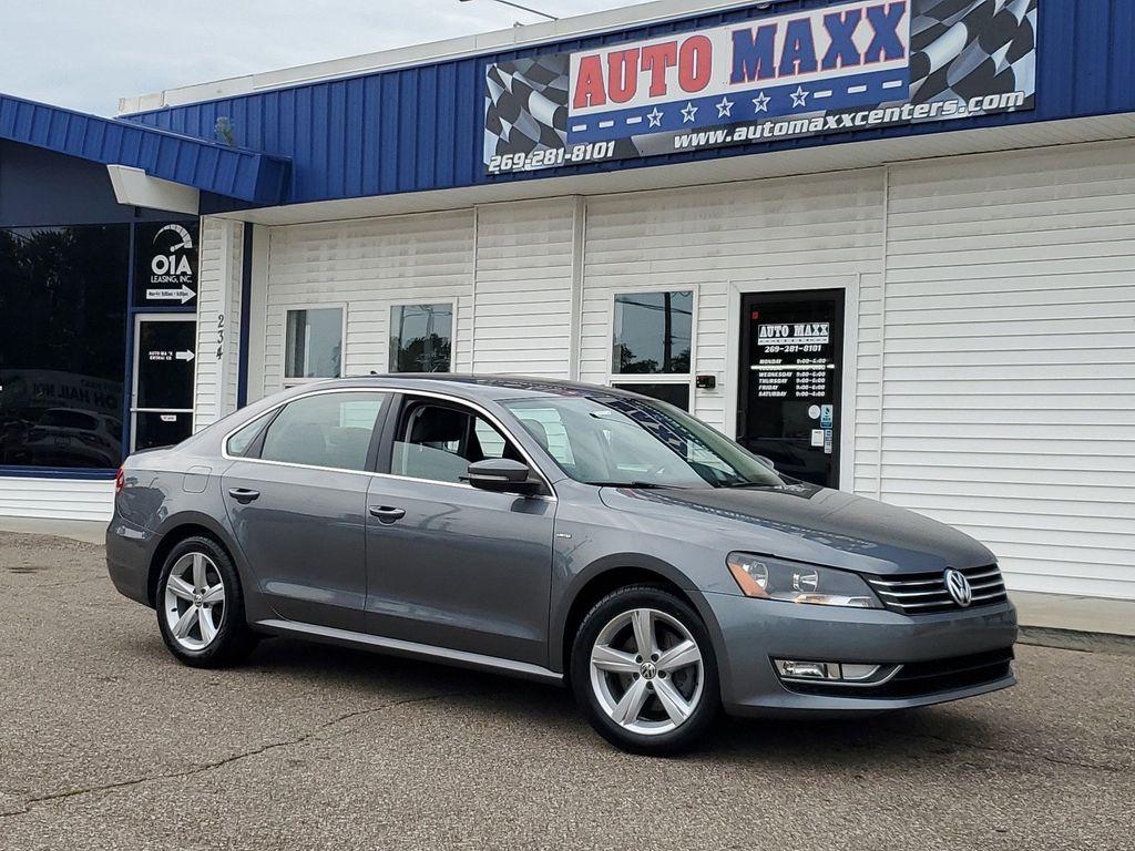 photo of 2015 Volkswagen Passat SEDAN 4-DR