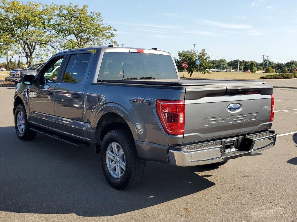 2021 Carbonized Grey Metallic /Black/Medium Dark Slate Ford F-150 King-Ranch SuperCrew 5.5-ft. 2WD (1FTEW1EB3MF) with an 3.3L V6 DOHC 24V engine, 6A transmission, located at 234 Columbia Ave, Battle Creek, MI, 49015, (269) 222-0088, 42.298264, -85.192543 - <b>Vehicle Details</b><br>Introducing the 2021 Ford F-150 XLT, a robust and capable pickup designed to tackle any challenge with confidence. This particular model features 4WD, ensuring exceptional performance and traction on various terrains, making it ideal for both work and leisure. Under the hoo - Photo#2