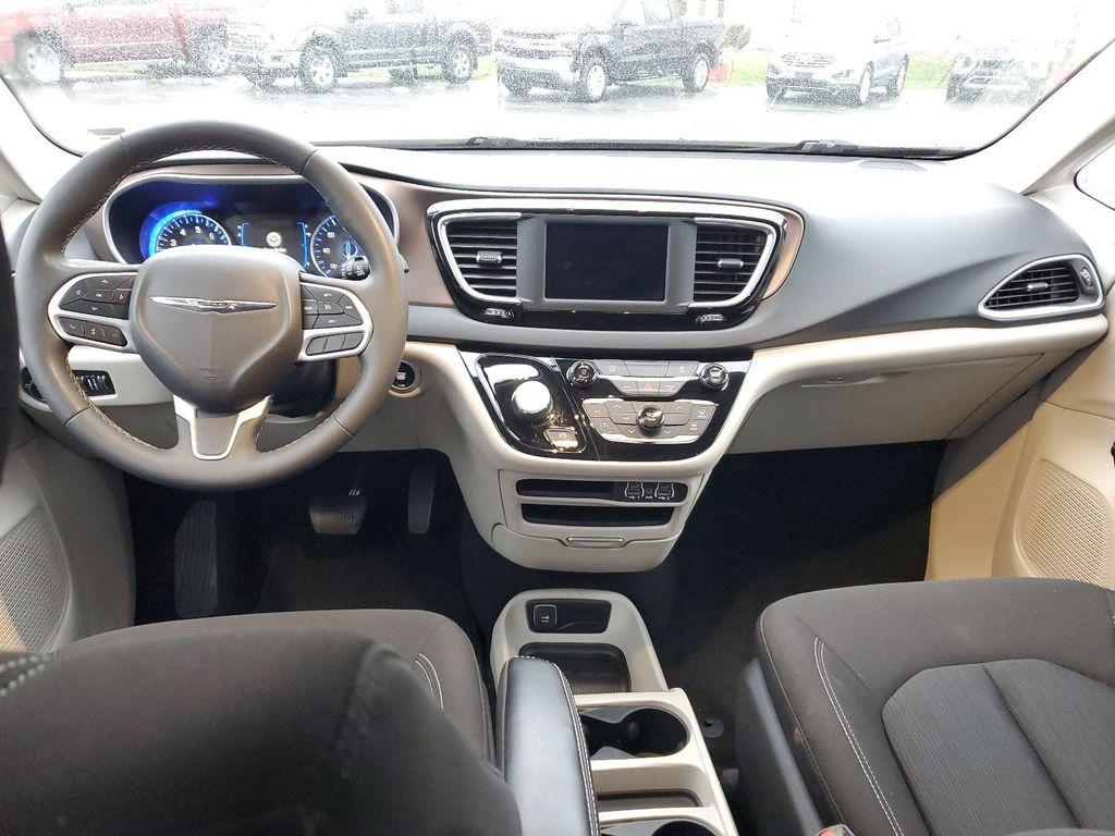 2022 Granite Crystal Metallic Clearcoat /Black/Alloy/Black Chrysler Voyager LX (2C4RC1CG4NR) with an 3.6L V6 DOHC 24V engine, 9A transmission, located at 6064 Gull Rd, Kalamazoo, MI, 49048, (269) 222-0088, 42.328388, -85.512924 - <b>Vehicle Details</b><br>Introducing the 2022 Chrysler Voyager LX, a pristine minivan designed to elevate your driving experience with its balance of power, comfort, and technology. This exceptional vehicle boasts a like-new condition, having clocked zero miles, ensuring that you are the first to e - Photo#11