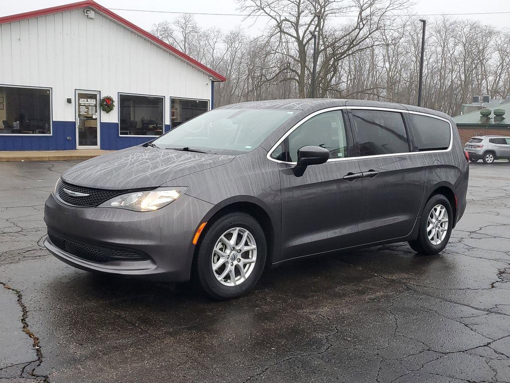 2022 Granite Crystal Metallic Clearcoat /Black/Alloy/Black Chrysler Voyager LX (2C4RC1CG4NR) with an 3.6L V6 DOHC 24V engine, 9A transmission, located at 6064 Gull Rd, Kalamazoo, MI, 49048, (269) 222-0088, 42.328388, -85.512924 - <b>Vehicle Details</b><br>Introducing the 2022 Chrysler Voyager LX, a pristine minivan designed to elevate your driving experience with its balance of power, comfort, and technology. This exceptional vehicle boasts a like-new condition, having clocked zero miles, ensuring that you are the first to e - Photo#1