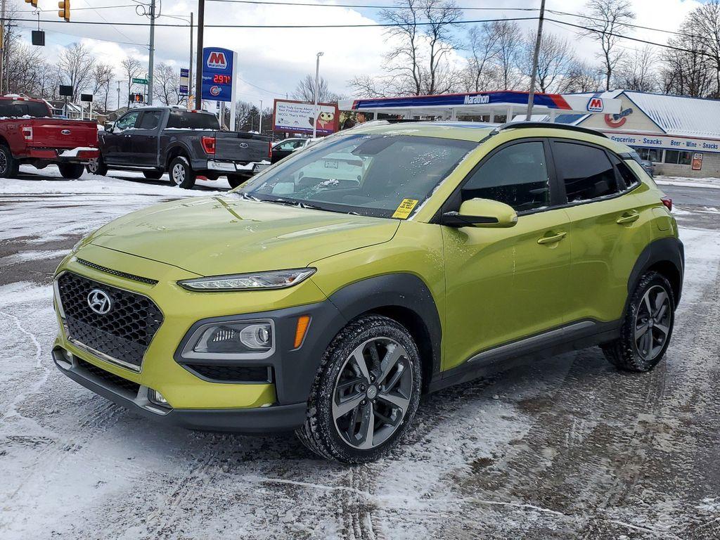 2019 Lime Twist /Black w/Lime Hyundai Kona Limited AWD (KM8K3CA50KU) with an 1.6L L4 DOHC 16V TURBO engine, 7A transmission, located at 234 Columbia Ave, Battle Creek, MI, 49015, (269) 222-0088, 42.298264, -85.192543 - <b>Vehicle Details</b><br>Discover the perfect blend of performance, style, and technology with this stunning 2019 Hyundai Kona Limited, equipped with 4WD and a dynamic 4-cylinder, 1.6L turbocharged engine. This compact SUV promises an exhilarating drive with the confidence of all-wheel drive, makin - Photo#3