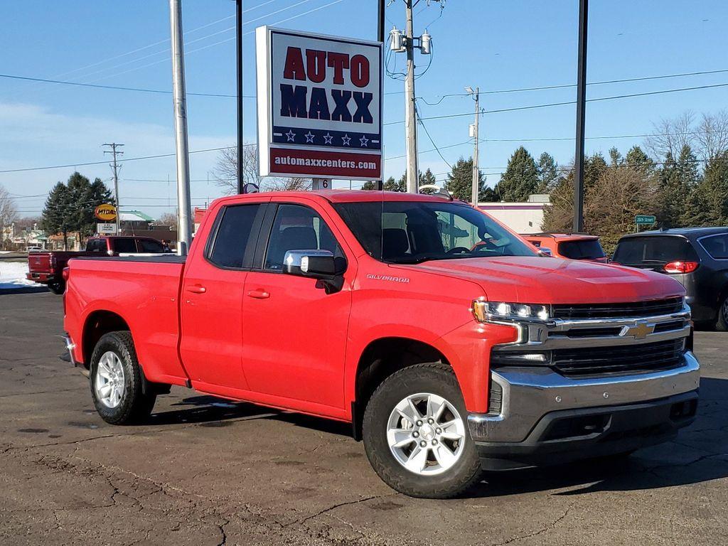 2021 Red Hot /Jet Black Chevrolet Silverado 1500 LT Double Cab 4WD (1GCRYDEK4MZ) with an 2.7L L4 DOHC 16V TURBO engine, 6A transmission, located at 6064 Gull Rd, Kalamazoo, MI, 49048, (269) 222-0088, 42.328388, -85.512924 - Explore the perfect blend of power and efficiency with this pre-owned 2021 Chevrolet Silverado 1500 LT. Equipped with a robust 4-cylinder, 2.7L engine, this truck offers the capability you need with the fuel economy you desire. The advanced 4WD system ensures dependable performance whether you're na - Photo#0