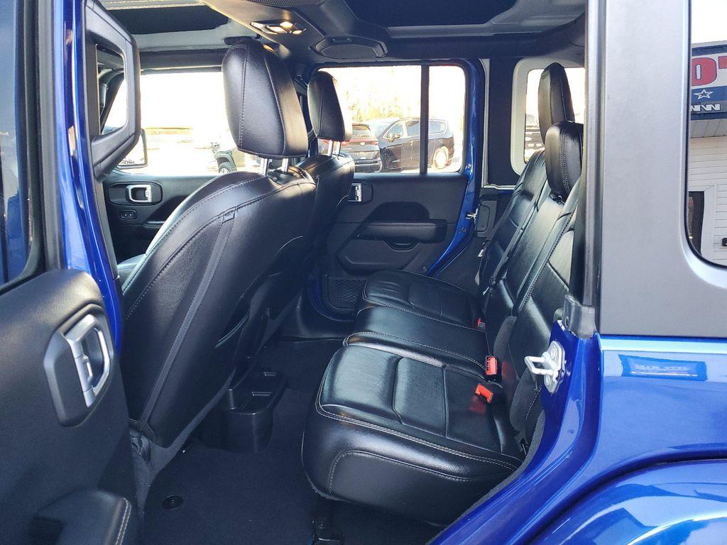 2020 Ocean Blue Metallic Clearcoat /Black Jeep Wrangler Unlimited Sahara (1C4HJXEG7LW) with an 3.6L V6 DOHC 24V FFV engine, 6A transmission, located at 234 Columbia Ave, Battle Creek, MI, 49015, (269) 222-0088, 42.298264, -85.192543 - <b>Equipment</b><br>Carry lots of cargo while your passengers are comfortable. When you encounter slick or muddy roads, you can engage the four wheel drive on this unit and drive with confidence. This unit has a V6, 3.6L high output engine. This 2020 Jeep Wrangler is equipped with a gasoline engine. - Photo#24