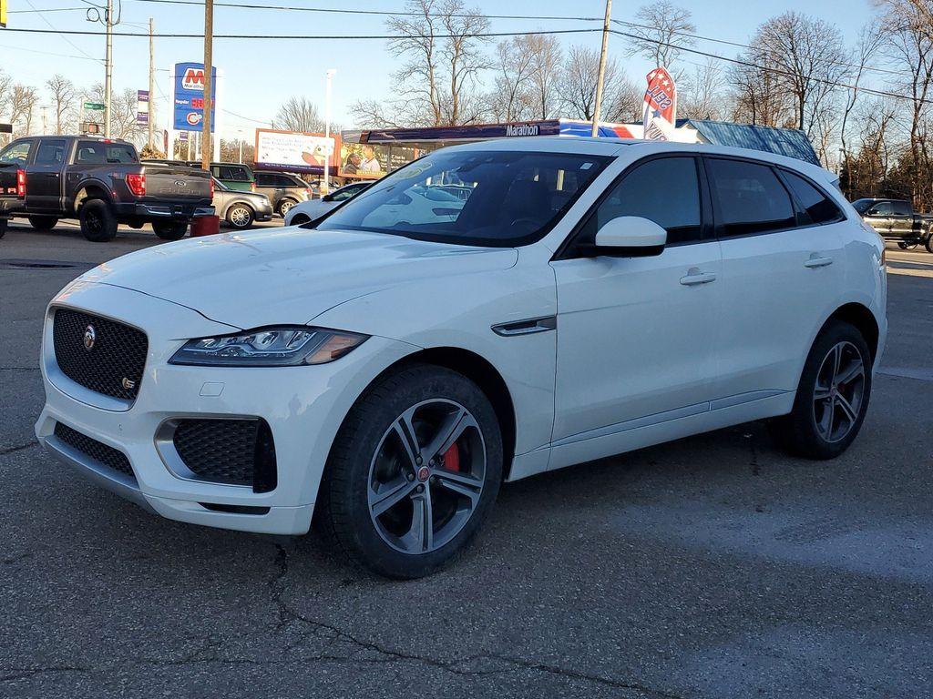 2020 Meribel White Pearl Satin /Ebony/Light Oyster Stitch Jaguar F-Pace S (SADCM2FVXLA) with an 3.0L V6 DOHC 24V SUPERCHARGED engine, 8A transmission, located at 234 Columbia Ave, Battle Creek, MI, 49015, (269) 222-0088, 42.298264, -85.192543 - **Equipment listed is based on original vehicle build and subject to change. Please confirm the accuracy of the included equipment by calling the dealer prior to purchase.** - Photo#3