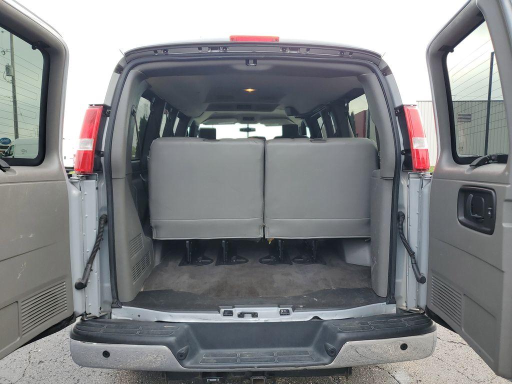 2016 /GREY Chevrolet Express LT 3500 (1GAZGMFG7G1) with an 6.0L V8 OHV 16V FFV engine, 6A transmission, located at 6064 Gull Rd, Kalamazoo, MI, 49048, (269) 222-0088, 42.328388, -85.512924 - <b>Summary</b><br>QUIGLEY 4X4 EXPLORER INTERIOR TRIM PACKAGE<br><br><b>Vehicle Details</b><br>QUIGLEY 4X4 EXPLORER INTERIOR TRIM PACKAGE Discover the perfect blend of power and comfort with our 2016 Chevrolet Express 3500 LS. This versatile van is ideal for both business and family needs, offering r - Photo#6