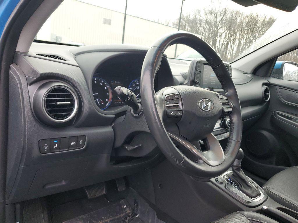 2020 Surf Blue /Black Hyundai Kona Limited (KM8K33A53LU) with an 1.6L L4 DOHC 16V TURBO engine, 7A transmission, located at 6064 Gull Rd, Kalamazoo, MI, 49048, (269) 222-0088, 42.328388, -85.512924 - Experience the perfect blend of style, efficiency, and advanced technology with this 2020 Hyundai Kona Limited. This versatile compact SUV, featuring front-wheel drive and a spirited 1.6L 4-cylinder engine, delivers an engaging yet economical driving experience. Its sleek and modern design is comple - Photo#14