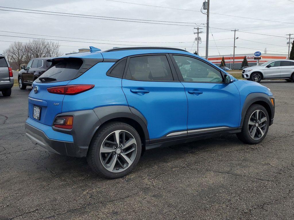 2020 Surf Blue /Black Hyundai Kona Limited (KM8K33A53LU) with an 1.6L L4 DOHC 16V TURBO engine, 7A transmission, located at 6064 Gull Rd, Kalamazoo, MI, 49048, (269) 222-0088, 42.328388, -85.512924 - Experience the perfect blend of style, efficiency, and advanced technology with this 2020 Hyundai Kona Limited. This versatile compact SUV, featuring front-wheel drive and a spirited 1.6L 4-cylinder engine, delivers an engaging yet economical driving experience. Its sleek and modern design is comple - Photo#3