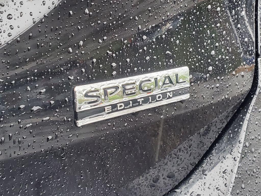 2019 Magnetic Black Pearl /Charcoal Nissan Rogue SV 2WD (5N1AT2MT4KC) with an 2.5L L4 DOHC 16V engine, CVT transmission, located at 6064 Gull Rd, Kalamazoo, MI, 49048, (269) 222-0088, 42.328388, -85.512924 - <b>Vehicle Details</b><br>Discover the pristine quality of the 2019 Nissan Rogue S, a remarkable blend of style, efficiency, and advanced technology. This meticulously maintained vehicle, with an astonishing 0 miles, offers the reliability and peace of mind you've been searching for. Equipped with a - Photo#6