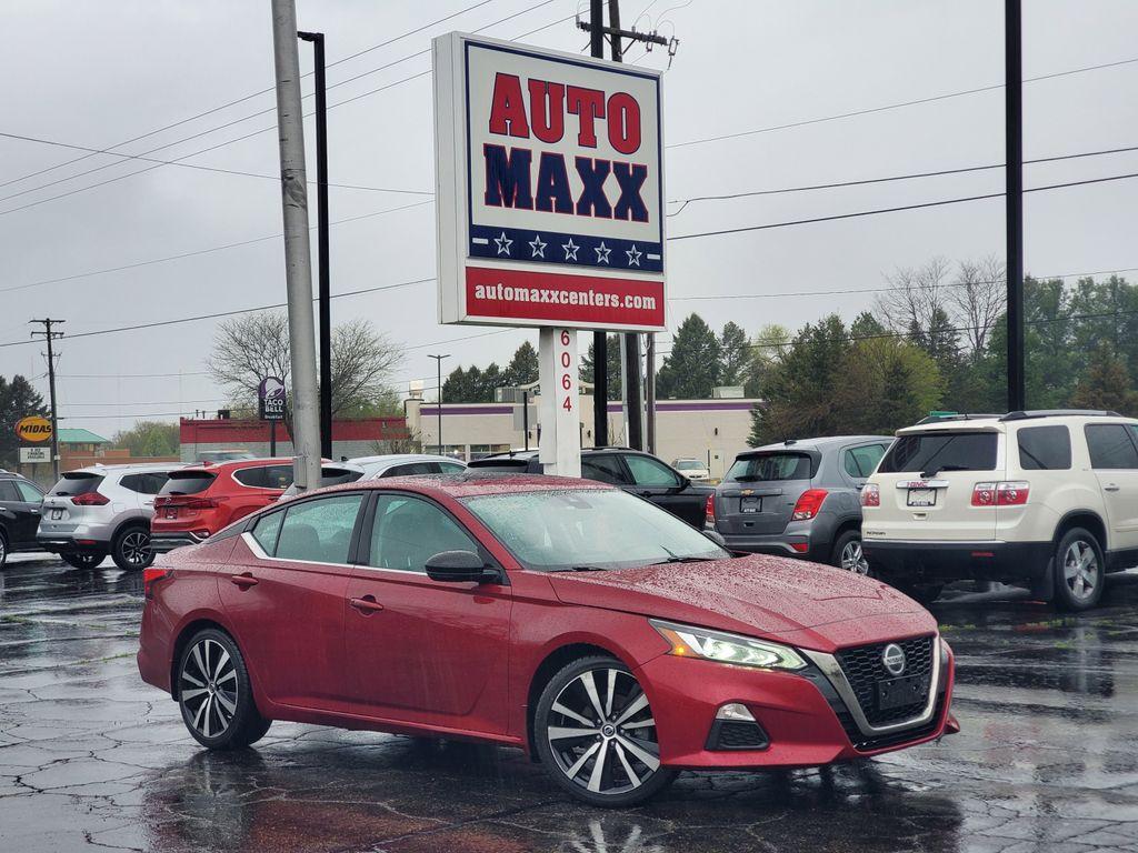 photo of 2020 Nissan Altima 2.5 SR