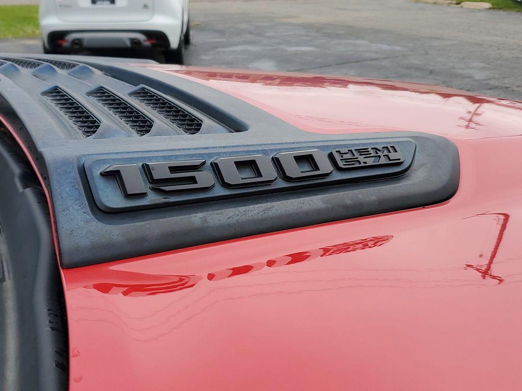 2019 Flame Red Clearcoat /Red/Black RAM 1500 Rebel Crew Cab SB 4WD (1C6SRFLT8KN) with an 5.7L V8 OHV 16V engine, 8A transmission, located at 6064 Gull Rd, Kalamazoo, MI, 49048, (269) 222-0088, 42.328388, -85.512924 - <b>Summary</b><br>Power Moonroof NAVIGATION PACKAGE<br><br><b>Vehicle Details</b><br>Discover the impressive capabilities of the 2019 Ram 1500 Rebel, a robust and reliable pickup designed to tackle any challenge with confidence. Equipped with a powerful V8, 5.7L engine, this 4WD powerhouse delivers - Photo#6
