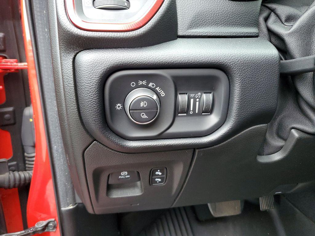 2019 Flame Red Clearcoat /Red/Black RAM 1500 Rebel Crew Cab SB 4WD (1C6SRFLT8KN) with an 5.7L V8 OHV 16V engine, 8A transmission, located at 6064 Gull Rd, Kalamazoo, MI, 49048, (269) 222-0088, 42.328388, -85.512924 - <b>Summary</b><br>Power Moonroof NAVIGATION PACKAGE<br><br><b>Vehicle Details</b><br>Discover the impressive capabilities of the 2019 Ram 1500 Rebel, a robust and reliable pickup designed to tackle any challenge with confidence. Equipped with a powerful V8, 5.7L engine, this 4WD powerhouse delivers - Photo#17