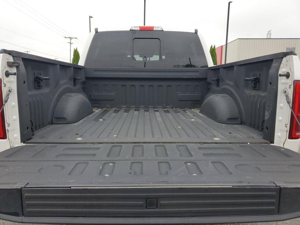 2017 White Platinum Metallic Tri-Coat /Mesa Ford F-150 XLT SuperCrew 6.5-ft. Bed 4WD (1FTEW1EG4HF) with an 3.5L V6 TURBO engine, 6A transmission, located at 6064 Gull Rd, Kalamazoo, MI, 49048, (269) 222-0088, 42.328388, -85.512924 - <b>Summary</b><br>NAVIGATION PACKAGE Power Moonroof<br><br><b>Vehicle Details</b><br>Discover the perfect blend of power, style, and luxury with this stunning 2017 Ford F-150 King Ranch, the ultimate truck for those who crave adventure without sacrificing comfort! This powerhouse is equipped with a - Photo#7