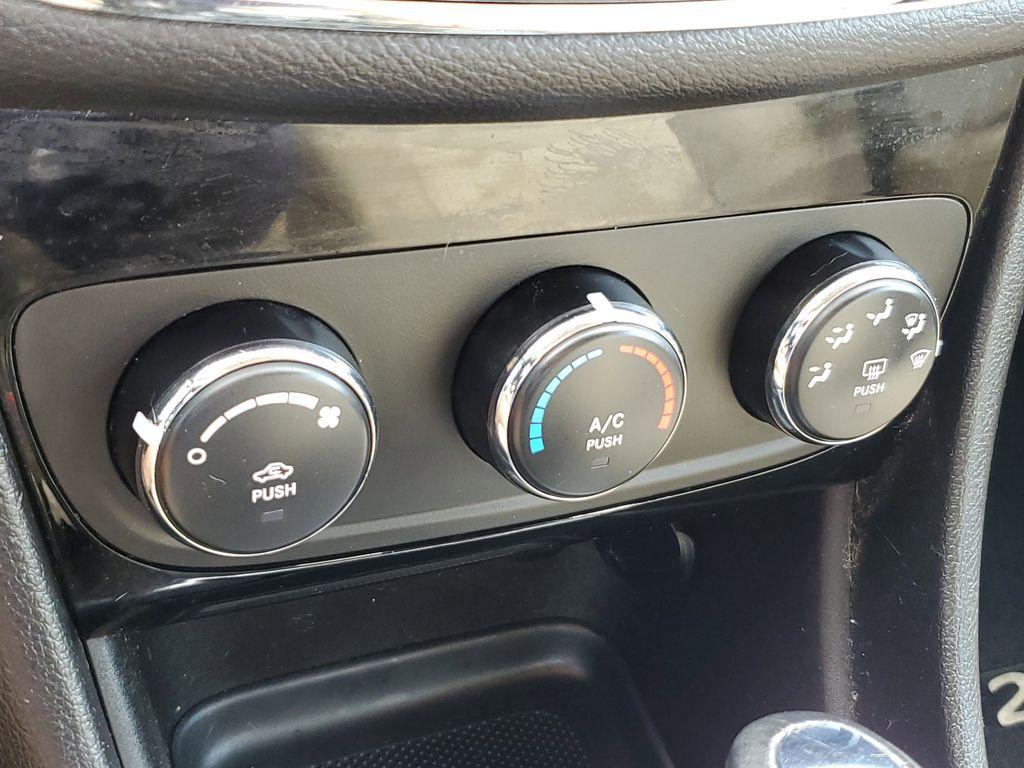 2014 Cashmere Pearlcoat /Light Frost Beige/Black Chrysler 200 LX (1C3CCBAB7EN) with an 2.4L L4 DOHC 16V engine, 6-Speed Automatic transmission, located at 6064 Gull Rd, Kalamazoo, MI, 49048, (269) 222-0088, 42.328388, -85.512924 - Discover the impressive 2014 Chrysler 200 LX, a perfect blend of style and efficiency, now available at an unbeatable price. This well-maintained sedan, featuring a CARFAX Clean Report, offers confidence and peace of mind with every drive. Equipped with front-wheel drive and a robust 4-cylinder, 2.4 - Photo#14