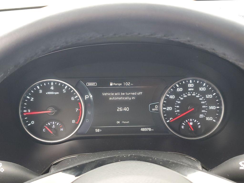 2021 SNOW WHITE PEARL /Black Kia Seltos SX (KNDETCA24M7) with an 1.6L L4 DOHC 16V TURBO engine, CVT transmission, located at 6064 Gull Rd, Kalamazoo, MI, 49048, (269) 222-0088, 42.328388, -85.512924 - Experience the perfect blend of style, performance, and comfort with our 2021 Kia Seltos SX, now available for sale. With only 48,861 miles on the odometer, this versatile and reliable compact SUV is ready to take you on new adventures. Equipped with an efficient 4-cylinder, 1.6L engine and all-whee - Photo#21