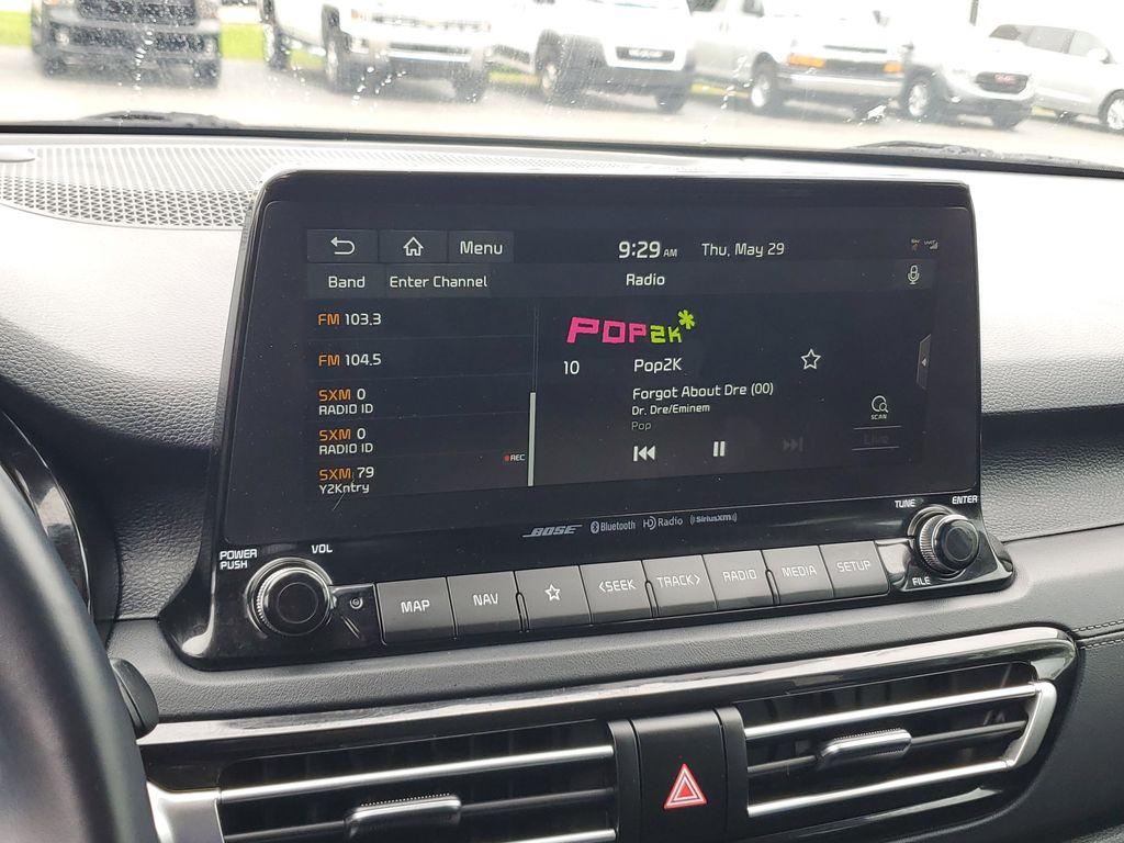 2021 SNOW WHITE PEARL /Black Kia Seltos SX (KNDETCA24M7) with an 1.6L L4 DOHC 16V TURBO engine, CVT transmission, located at 6064 Gull Rd, Kalamazoo, MI, 49048, (269) 222-0088, 42.328388, -85.512924 - Experience the perfect blend of style, performance, and comfort with our 2021 Kia Seltos SX, now available for sale. With only 48,861 miles on the odometer, this versatile and reliable compact SUV is ready to take you on new adventures. Equipped with an efficient 4-cylinder, 1.6L engine and all-whee - Photo#22