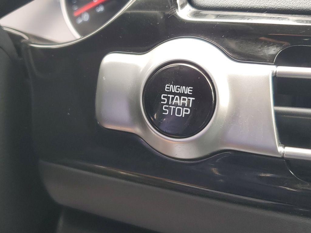 2021 SNOW WHITE PEARL /Black Kia Seltos SX (KNDETCA24M7) with an 1.6L L4 DOHC 16V TURBO engine, CVT transmission, located at 6064 Gull Rd, Kalamazoo, MI, 49048, (269) 222-0088, 42.328388, -85.512924 - Experience the perfect blend of style, performance, and comfort with our 2021 Kia Seltos SX, now available for sale. With only 48,861 miles on the odometer, this versatile and reliable compact SUV is ready to take you on new adventures. Equipped with an efficient 4-cylinder, 1.6L engine and all-whee - Photo#26