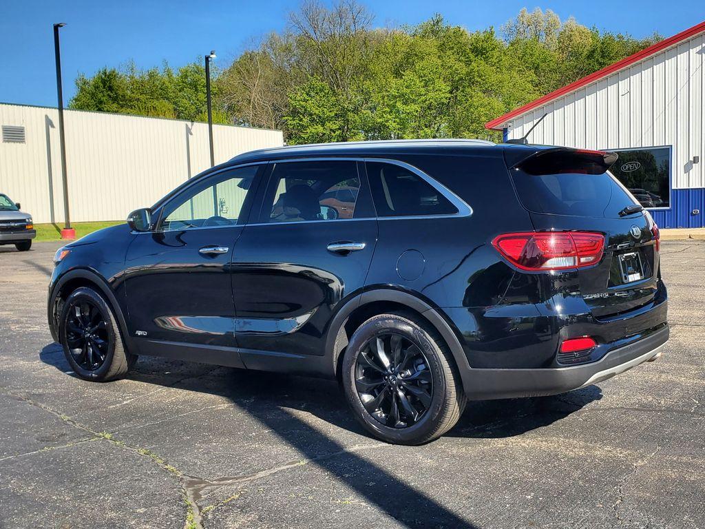 2020 Ebony Black /Stone Beige Kia Sorento EX V6 AWD (5XYPHDA52LG) with an 3.3L V6 DOHC 24V engine, 8A transmission, located at 6064 Gull Rd, Kalamazoo, MI, 49048, (269) 222-0088, 42.328388, -85.512924 - <b>Summary</b><br>Power Moonroof NAVIGATION PACKAGE<br><br><b>Vehicle Details</b><br>Introducing the 2020 Kia Sorento EX V6 AWD the perfect blend of power, luxury, and technology! This stunning SUV is designed to elevate your driving experience with its robust V6, 3.3L engine that delivers exhilara - Photo#2