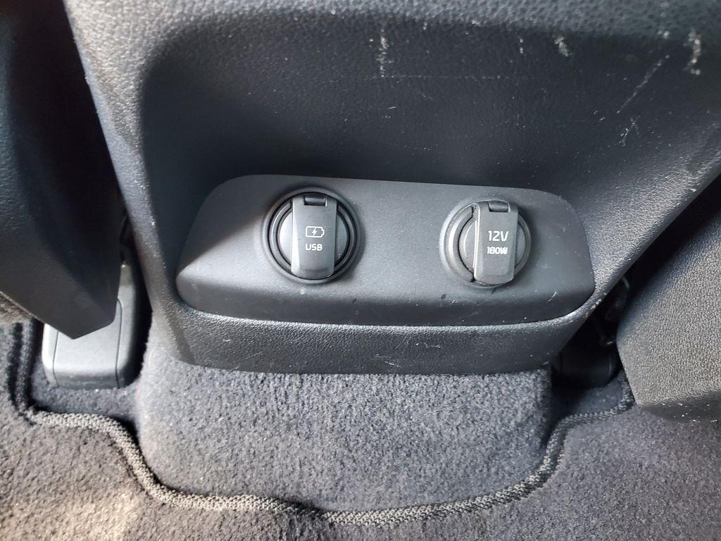 2020 Ebony Black /Stone Beige Kia Sorento EX V6 AWD (5XYPHDA52LG) with an 3.3L V6 DOHC 24V engine, 8A transmission, located at 6064 Gull Rd, Kalamazoo, MI, 49048, (269) 222-0088, 42.328388, -85.512924 - <b>Summary</b><br>Power Moonroof NAVIGATION PACKAGE<br><br><b>Vehicle Details</b><br>Introducing the 2020 Kia Sorento EX V6 AWD the perfect blend of power, luxury, and technology! This stunning SUV is designed to elevate your driving experience with its robust V6, 3.3L engine that delivers exhilara - Photo#11