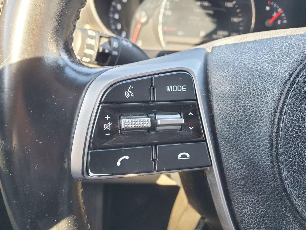 2020 Ebony Black /Stone Beige Kia Sorento EX V6 AWD (5XYPHDA52LG) with an 3.3L V6 DOHC 24V engine, 8A transmission, located at 6064 Gull Rd, Kalamazoo, MI, 49048, (269) 222-0088, 42.328388, -85.512924 - <b>Summary</b><br>Power Moonroof NAVIGATION PACKAGE<br><br><b>Vehicle Details</b><br>Introducing the 2020 Kia Sorento EX V6 AWD the perfect blend of power, luxury, and technology! This stunning SUV is designed to elevate your driving experience with its robust V6, 3.3L engine that delivers exhilara - Photo#20