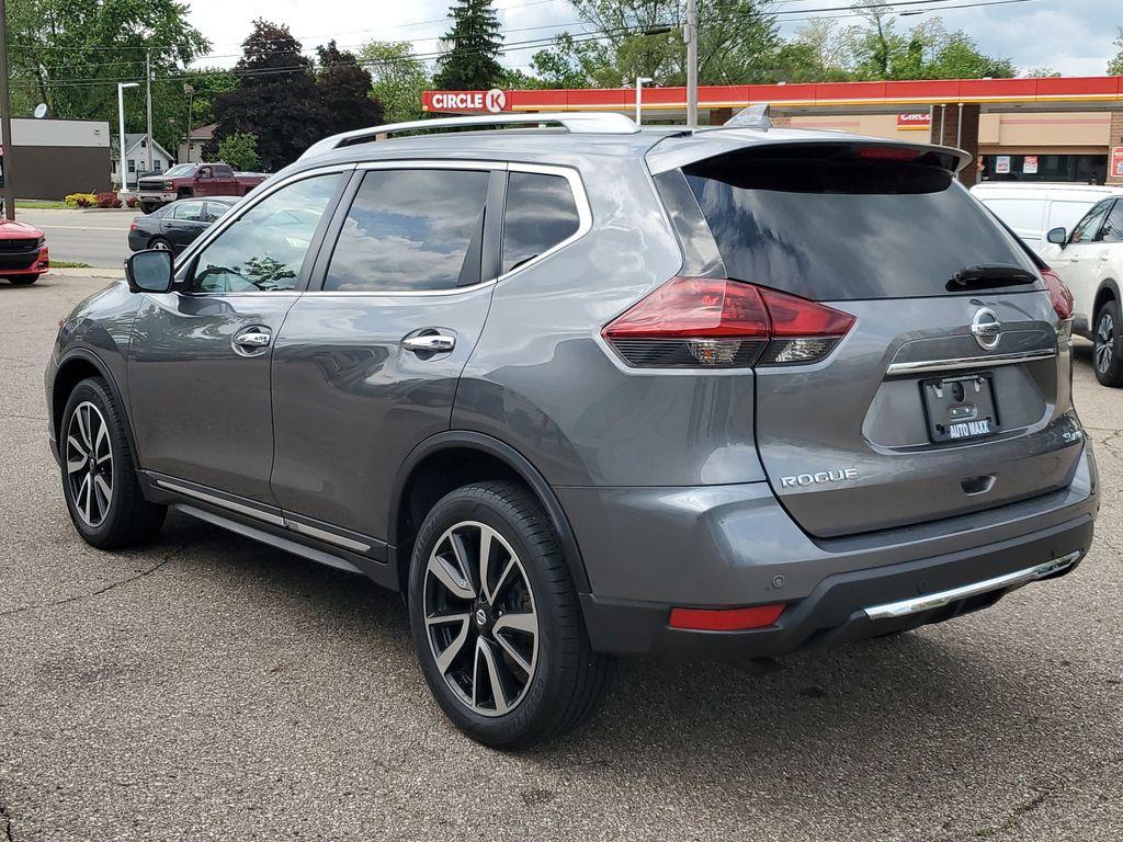 2019 Gun Metallic /Charcoal Nissan Rogue S AWD (5N1AT2MV1KC) with an 2.5L L4 DOHC 16V engine, CVT transmission, located at 234 Columbia Ave, Battle Creek, MI, 49015, (269) 222-0088, 42.298264, -85.192543 - <b>Vehicle Details</b><br>Discover the perfect blend of style, comfort, and performance with this exceptional 2019 Nissan Rogue SL. Ideal for those who crave reliability and advanced features, this vehicle is equipped with an efficient 4-cylinder, 2.5L engine and all-wheel drive, ensuring a smooth a - Photo#2