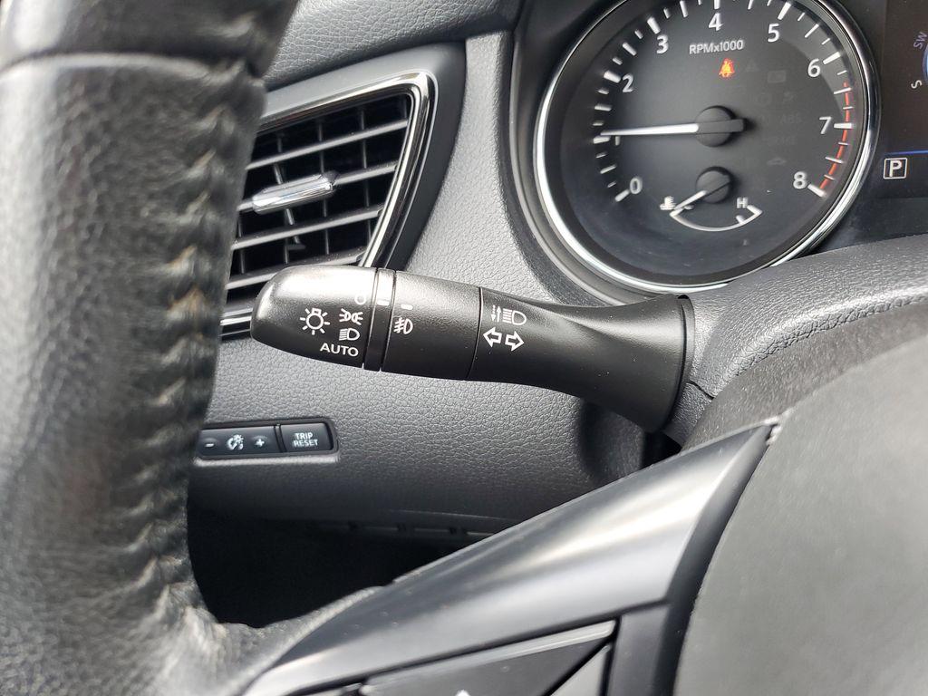 2019 Gun Metallic /Charcoal Nissan Rogue S AWD (5N1AT2MV1KC) with an 2.5L L4 DOHC 16V engine, CVT transmission, located at 234 Columbia Ave, Battle Creek, MI, 49015, (269) 222-0088, 42.298264, -85.192543 - <b>Vehicle Details</b><br>Discover the perfect blend of style, comfort, and performance with this exceptional 2019 Nissan Rogue SL. Ideal for those who crave reliability and advanced features, this vehicle is equipped with an efficient 4-cylinder, 2.5L engine and all-wheel drive, ensuring a smooth a - Photo#14