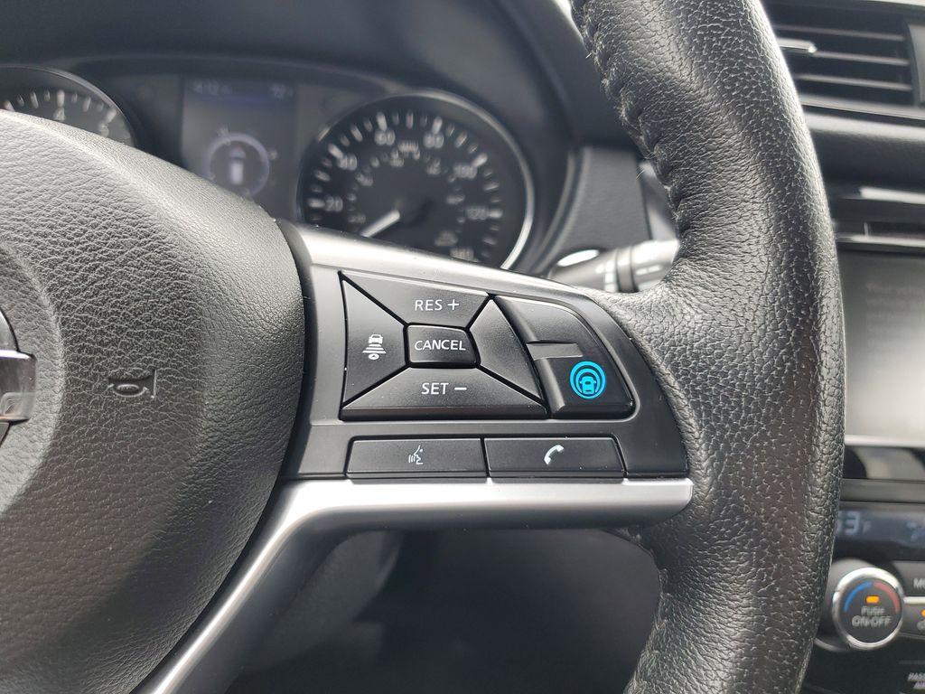 2019 Gun Metallic /Charcoal Nissan Rogue S AWD (5N1AT2MV1KC) with an 2.5L L4 DOHC 16V engine, CVT transmission, located at 234 Columbia Ave, Battle Creek, MI, 49015, (269) 222-0088, 42.298264, -85.192543 - <b>Vehicle Details</b><br>Discover the perfect blend of style, comfort, and performance with this exceptional 2019 Nissan Rogue SL. Ideal for those who crave reliability and advanced features, this vehicle is equipped with an efficient 4-cylinder, 2.5L engine and all-wheel drive, ensuring a smooth a - Photo#17