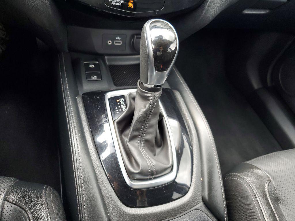 2019 Gun Metallic /Charcoal Nissan Rogue S AWD (5N1AT2MV1KC) with an 2.5L L4 DOHC 16V engine, CVT transmission, located at 234 Columbia Ave, Battle Creek, MI, 49015, (269) 222-0088, 42.298264, -85.192543 - <b>Vehicle Details</b><br>Discover the perfect blend of style, comfort, and performance with this exceptional 2019 Nissan Rogue SL. Ideal for those who crave reliability and advanced features, this vehicle is equipped with an efficient 4-cylinder, 2.5L engine and all-wheel drive, ensuring a smooth a - Photo#23