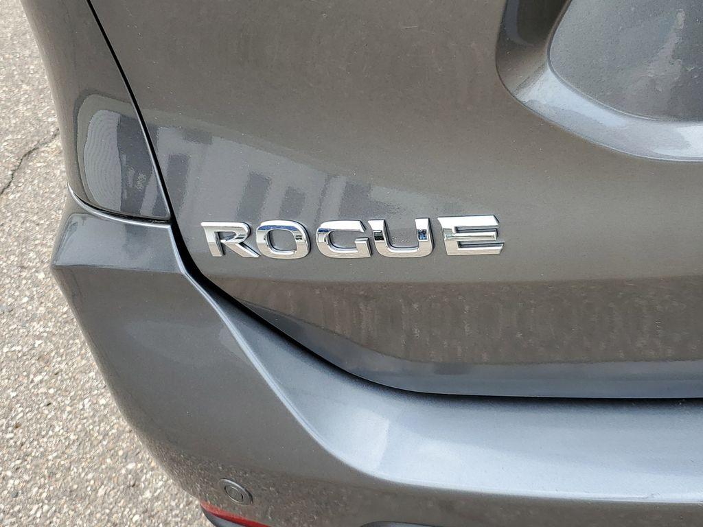 2019 Gun Metallic /Charcoal Nissan Rogue S AWD (5N1AT2MV1KC) with an 2.5L L4 DOHC 16V engine, CVT transmission, located at 234 Columbia Ave, Battle Creek, MI, 49015, (269) 222-0088, 42.298264, -85.192543 - <b>Vehicle Details</b><br>Discover the perfect blend of style, comfort, and performance with this exceptional 2019 Nissan Rogue SL. Ideal for those who crave reliability and advanced features, this vehicle is equipped with an efficient 4-cylinder, 2.5L engine and all-wheel drive, ensuring a smooth a - Photo#29