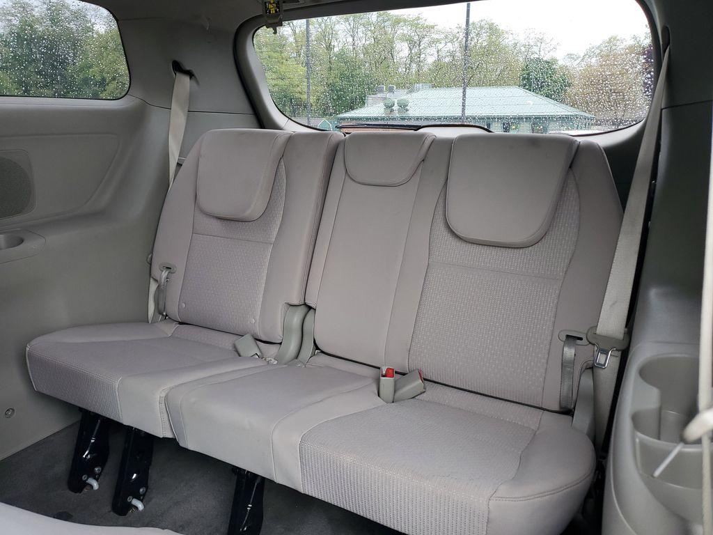 2016 Bright Silver Metallic /Gray Kia Sedona L (KNDMA5C1XG6) with an 3.3L V6 DOHC 24V engine, 6A transmission, located at 6064 Gull Rd, Kalamazoo, MI, 49048, (269) 222-0088, 42.328388, -85.512924 - Discover the 2016 Kia Sedona L, a versatile minivan that combines practicality with performance. This well-maintained vehicle comes equipped with front-wheel drive and a robust V6, 3.3L engine, offering a smooth and responsive driving experience ideal for both city commutes and long road trips.<br>< - Photo#6