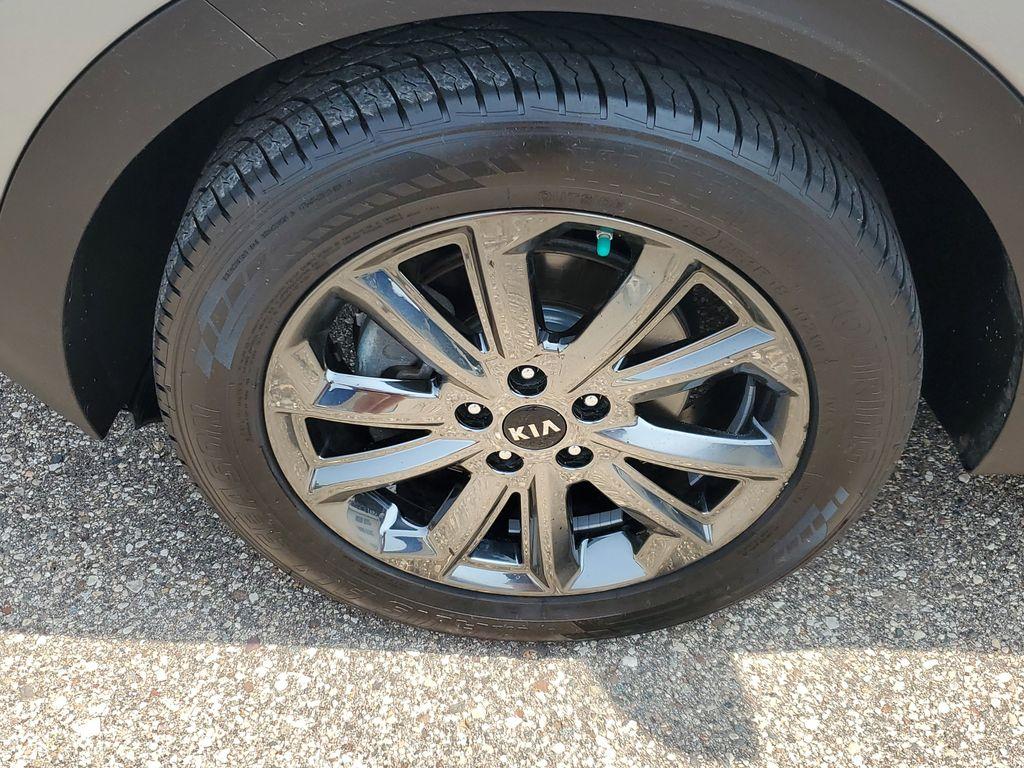2020 Steel Gray /Black Kia Sportage S AWD (KNDP6CAC5L7) with an 2.4L V6 DOHC 24V engine, 6A transmission, located at 234 Columbia Ave, Battle Creek, MI, 49015, (269) 222-0088, 42.298264, -85.192543 - <b>Vehicle Details</b><br>Get ready to elevate your driving experience with this stunning 2020 Kia Sportage S, equipped with All-Wheel Drive and a robust 4-cylinder, 2.4L engine. This versatile SUV is perfect for those who crave adventure and demand performance without compromising on style. Step - Photo#4