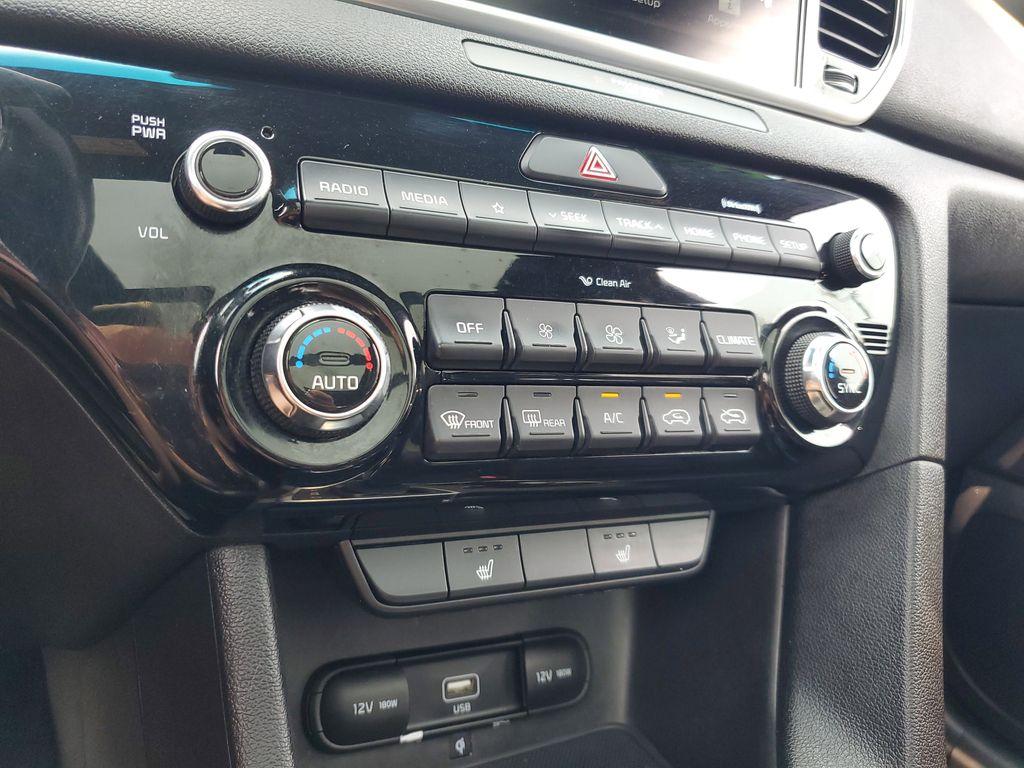 2020 Steel Gray /Black Kia Sportage S AWD (KNDP6CAC5L7) with an 2.4L V6 DOHC 24V engine, 6A transmission, located at 234 Columbia Ave, Battle Creek, MI, 49015, (269) 222-0088, 42.298264, -85.192543 - <b>Vehicle Details</b><br>Get ready to elevate your driving experience with this stunning 2020 Kia Sportage S, equipped with All-Wheel Drive and a robust 4-cylinder, 2.4L engine. This versatile SUV is perfect for those who crave adventure and demand performance without compromising on style. Step - Photo#22