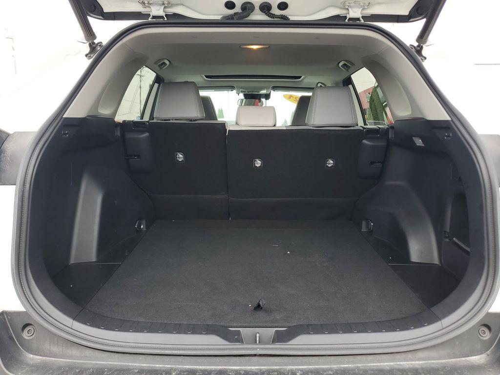 2021 Blizzard Pearl /Ash Toyota RAV4 Hybrid XLE AWD (2T3B6RFV5MW) with an 2.5L L4 DOHC 16V HYBRID engine, CVT transmission, located at 6064 Gull Rd, Kalamazoo, MI, 49048, (269) 222-0088, 42.328388, -85.512924 - Discover the perfect blend of reliability and style with this 2021 Toyota RAV4 XLE Premium, now available with AWD for enhanced performance. This versatile SUV is powered by a robust 4-cylinder, 2.5L engine, ensuring a smooth and efficient driving experience.<br><br>This Toyota RAV4 comes with a CAR - Photo#6
