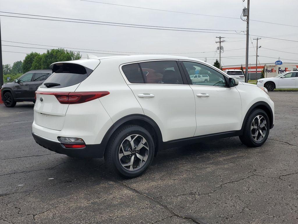 2020 Clear White /Black Kia Sportage LX FWD (KNDPM3AC1L7) with an 2.4L V6 DOHC 24V engine, 6A transmission, located at 6064 Gull Rd, Kalamazoo, MI, 49048, (269) 222-0088, 42.328388, -85.512924 - Discover the perfect blend of style, comfort, and technology with this 2020 Kia Sportage LX, now available at our dealership. This well-maintained SUV is equipped with a reliable 4-cylinder, 2.4L engine and front-wheel drive, offering a smooth and efficient driving experience that's ideal for both c - Photo#3