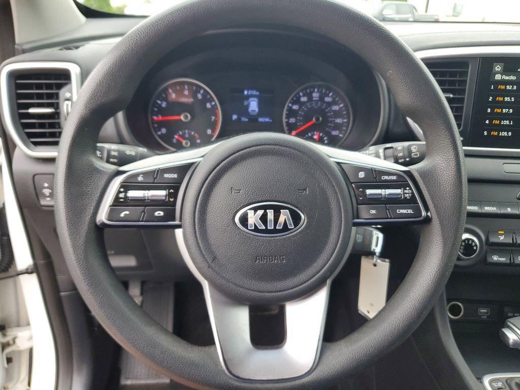 2020 Clear White /Black Kia Sportage LX FWD (KNDPM3AC1L7) with an 2.4L V6 DOHC 24V engine, 6A transmission, located at 6064 Gull Rd, Kalamazoo, MI, 49048, (269) 222-0088, 42.328388, -85.512924 - Discover the perfect blend of style, comfort, and technology with this 2020 Kia Sportage LX, now available at our dealership. This well-maintained SUV is equipped with a reliable 4-cylinder, 2.4L engine and front-wheel drive, offering a smooth and efficient driving experience that's ideal for both c - Photo#15