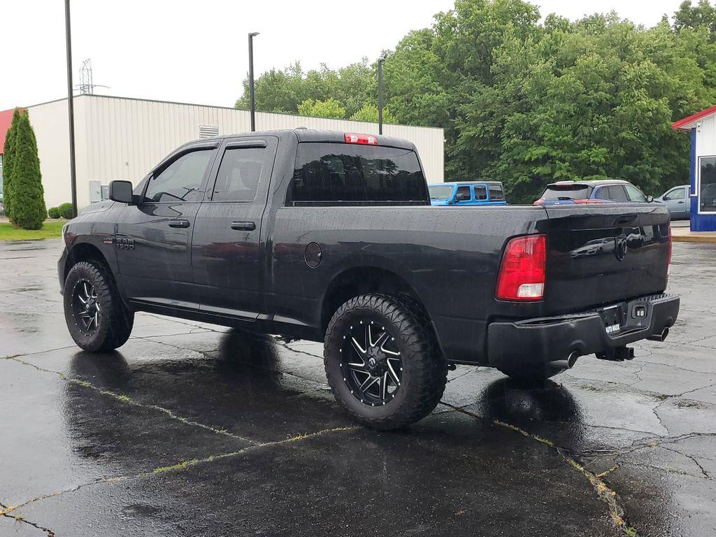 2017 BLACK /GREY RAM 1500 Tradesman Quad Cab 4WD (1C6RR7FT0HS) with an 5.7L V8 OHV 16V engine, 8A transmission, located at 6064 Gull Rd, Kalamazoo, MI, 49048, (269) 222-0088, 42.328388, -85.512924 - Discover power and capability with this 2017 Ram 1500, now available at our dealership. Equipped with a robust 5.7L V8 engine and 4WD, this truck is built to handle any challenge, whether you're navigating rugged terrain or cruising on the highway. With its impressive towing capacity and reliable pe - Photo#2