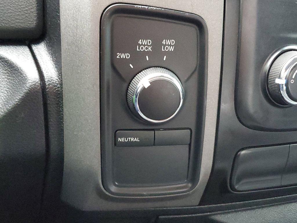 2017 BLACK /GREY RAM 1500 Tradesman Quad Cab 4WD (1C6RR7FT0HS) with an 5.7L V8 OHV 16V engine, 8A transmission, located at 6064 Gull Rd, Kalamazoo, MI, 49048, (269) 222-0088, 42.328388, -85.512924 - Discover power and capability with this 2017 Ram 1500, now available at our dealership. Equipped with a robust 5.7L V8 engine and 4WD, this truck is built to handle any challenge, whether you're navigating rugged terrain or cruising on the highway. With its impressive towing capacity and reliable pe - Photo#20
