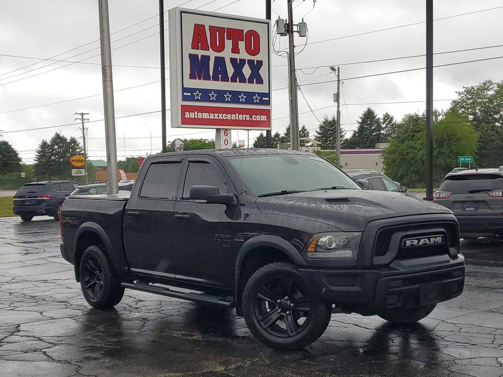 photo of 2021 RAM 1500 Classic Tradesman Crew Cab SWB 4WD