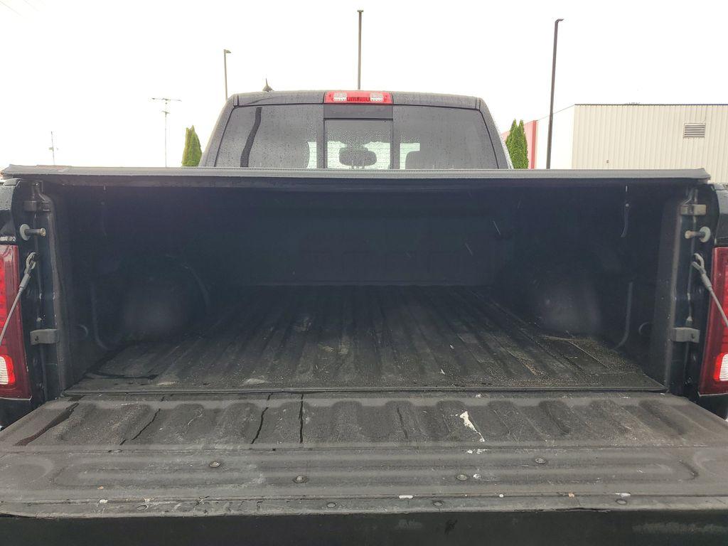 2021 Diamond Black Crystal Pearl /BLACK RAM 1500 Classic Tradesman Crew Cab SWB 4WD (1C6RR7LT3MS) with an 5.7L V8 OHV 16V engine, 8A transmission, located at 6064 Gull Rd, Kalamazoo, MI, 49048, (269) 222-0088, 42.328388, -85.512924 - Discover the robust performance and timeless design of the 2021 Ram 1500 Classic Warlock, a perfect blend of power and sophistication. This formidable pickup is equipped with a 5.7L V8 engine, delivering exceptional strength and capability, while the 4WD system ensures superior traction and stabilit - Photo#6