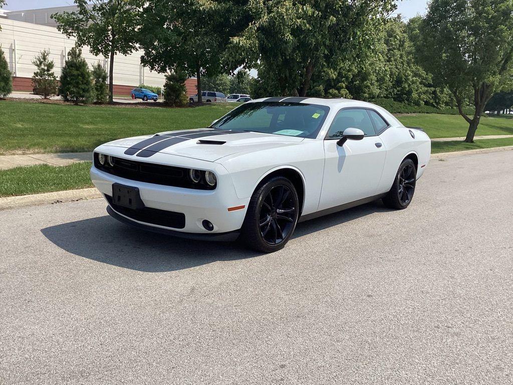 photo of 2017 Dodge Challenger SXT