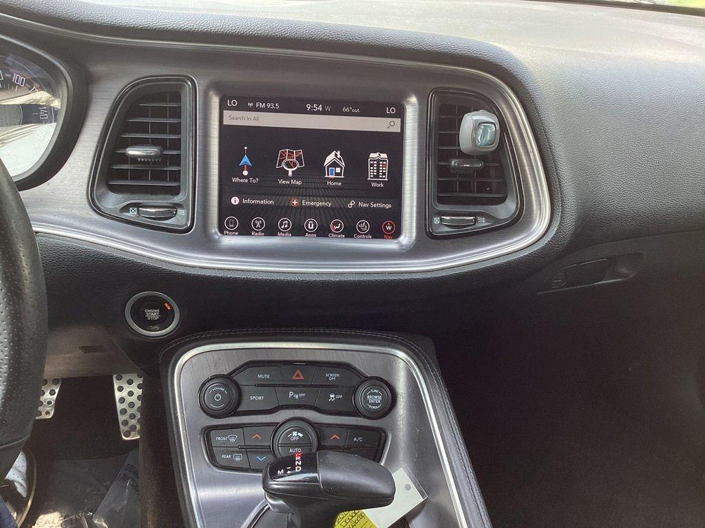 2017 /Black Dodge Challenger SXT (2C3CDZAG6HH) with an 3.6L V6 DOHC 24V engine, 8A transmission, located at 6064 Gull Rd, Kalamazoo, MI, 49048, (269) 222-0088, 42.328388, -85.512924 - <b>Summary</b><br>Power Moonroof<br><br><b>Vehicle Details</b><br>Experience the thrill of driving with this stunning 2017 Dodge Challenger SXT, a true embodiment of power and style. This remarkable vehicle features a robust V6, 3.6L engine paired with rear-wheel drive, offering an exhilarating yet - Photo#14