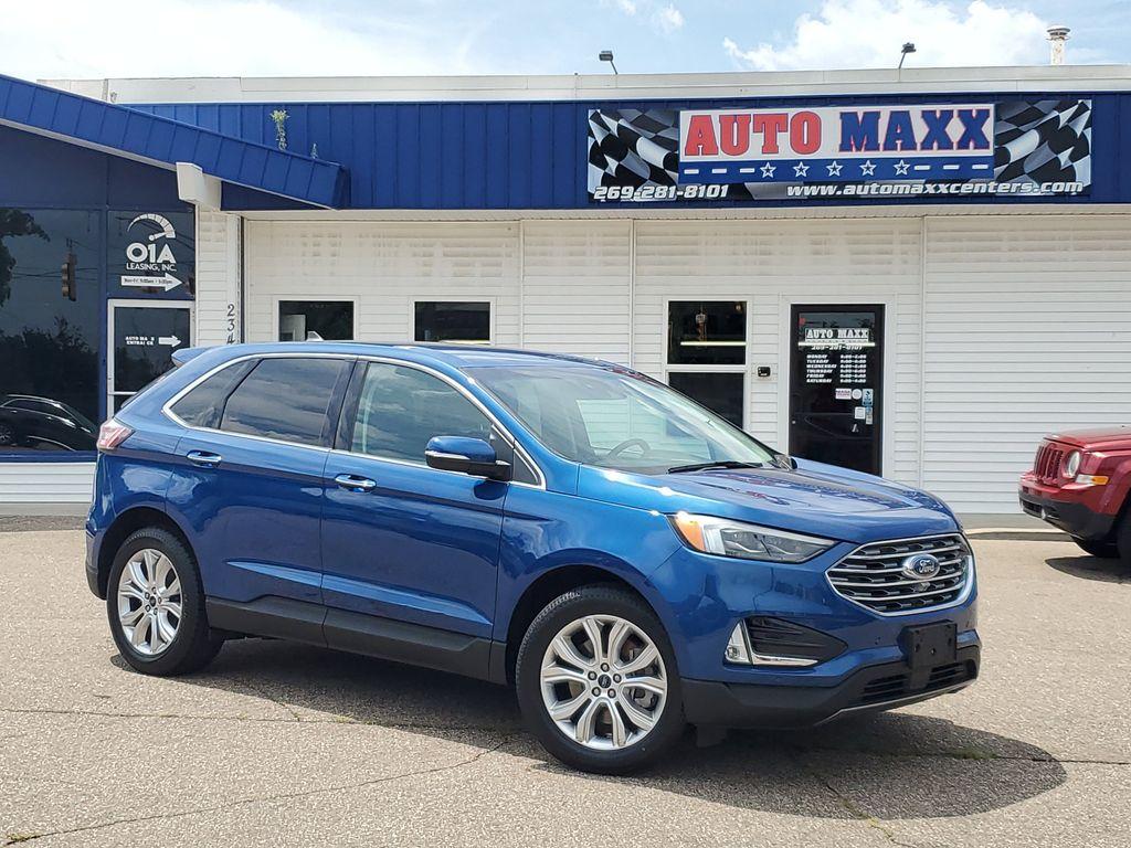 photo of 2022 Ford Edge Titanium AWD