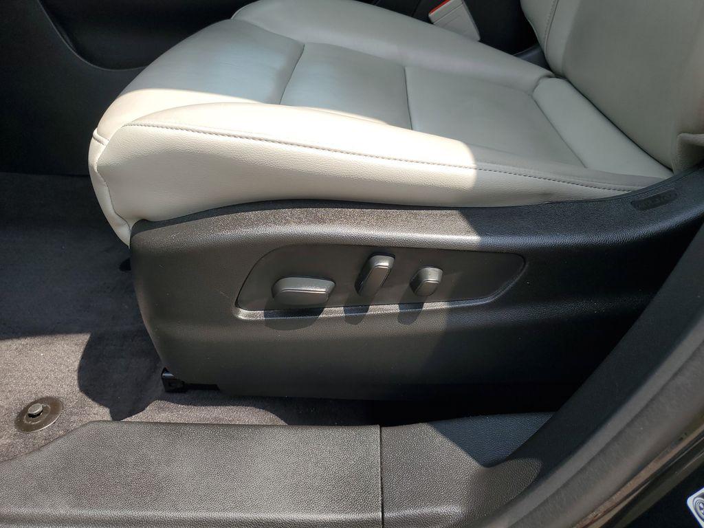 2023 Galactic Gray Metallic /Light Platinum/Jet Black Cadillac XT4 Premium Luxury AWD (1GYFZDR42PF) with an 2.0L L4 DOHC 16V engine, 9A transmission, located at 234 Columbia Ave, Battle Creek, MI, 49015, (269) 222-0088, 42.298264, -85.192543 - <b>Vehicle Details</b><br>Introducing the 2023 Cadillac XT4 AWD Premium Luxury, a sophisticated fusion of style, performance, and cutting-edge technology! This remarkable SUV is designed to elevate your driving experience with its sleek exterior and luxurious interior. Equipped with a robust 4-cylin - Photo#9