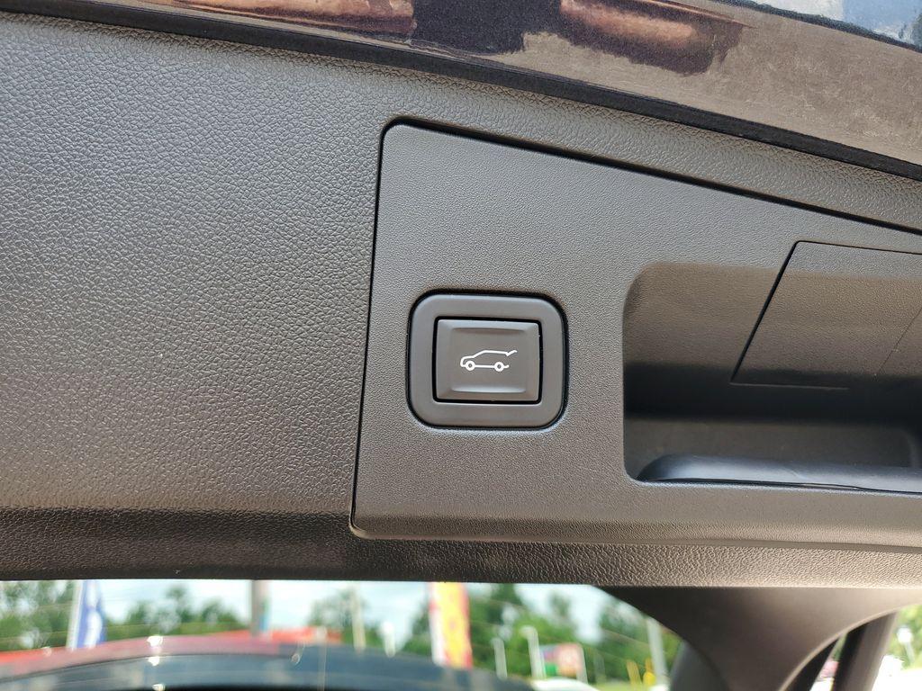 2023 Galactic Gray Metallic /Light Platinum/Jet Black Cadillac XT4 Premium Luxury AWD (1GYFZDR42PF) with an 2.0L L4 DOHC 16V engine, 9A transmission, located at 234 Columbia Ave, Battle Creek, MI, 49015, (269) 222-0088, 42.298264, -85.192543 - <b>Vehicle Details</b><br>Introducing the 2023 Cadillac XT4 AWD Premium Luxury, a sophisticated fusion of style, performance, and cutting-edge technology! This remarkable SUV is designed to elevate your driving experience with its sleek exterior and luxurious interior. Equipped with a robust 4-cylin - Photo#30
