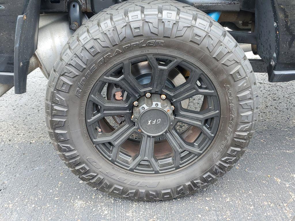 2019 Diamond Black Crystal Pearlcoat /Black RAM 2500 Tradesman Crew Cab SWB 4WD (3C6UR5DJ3KG) with an 6.4L V8 engine, 6A transmission, located at 6064 Gull Rd, Kalamazoo, MI, 49048, (269) 222-0088, 42.328388, -85.512924 - Discover the power and capability of the 2019 Ram 2500 Big Horn, a robust and reliable choice for those who demand exceptional performance and versatility. This impressive truck is equipped with a formidable V8, 6.4L engine, delivering ample power for both towing and off-road adventures. With a 4WD - Photo#4