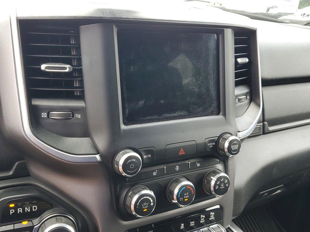 2019 Diamond Black Crystal Pearlcoat /Black RAM 2500 Tradesman Crew Cab SWB 4WD (3C6UR5DJ3KG) with an 6.4L V8 engine, 6A transmission, located at 6064 Gull Rd, Kalamazoo, MI, 49048, (269) 222-0088, 42.328388, -85.512924 - Discover the power and capability of the 2019 Ram 2500 Big Horn, a robust and reliable choice for those who demand exceptional performance and versatility. This impressive truck is equipped with a formidable V8, 6.4L engine, delivering ample power for both towing and off-road adventures. With a 4WD - Photo#22