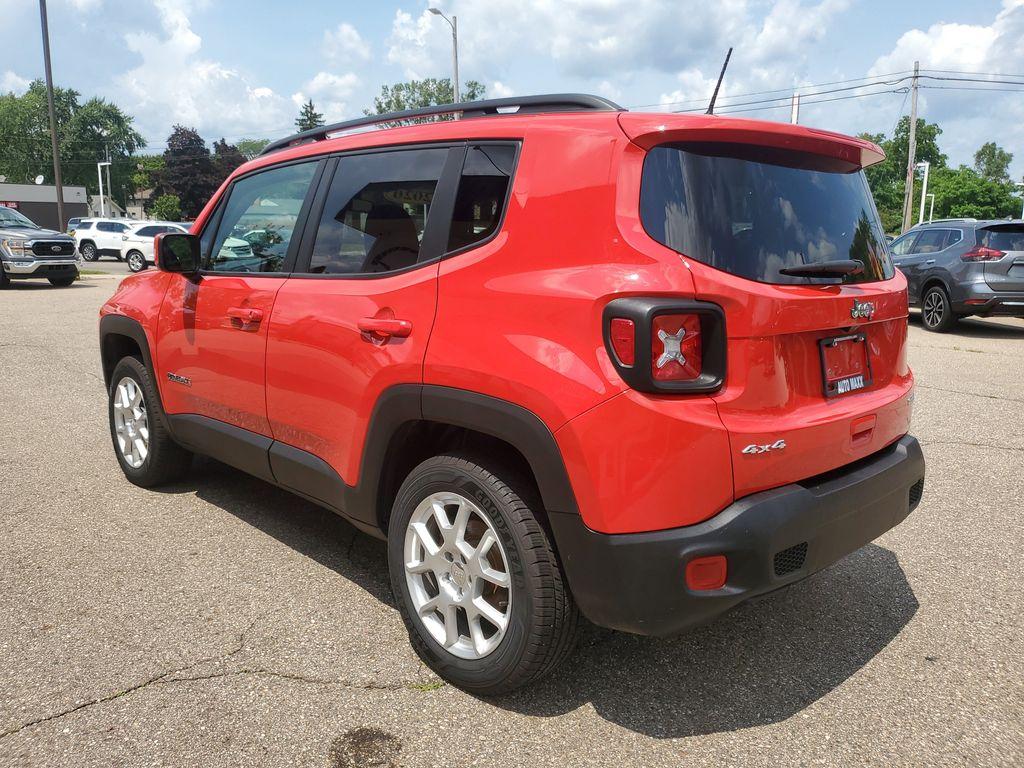 2020 Colorado Red Clearcoat /Black Jeep Renegade Latitude 4WD (ZACNJBBB4LP) with an 2.4L L4 DOHC 16V engine, 9A transmission, located at 234 Columbia Ave, Battle Creek, MI, 49015, (269) 222-0088, 42.298264, -85.192543 - <b>Vehicle Details</b><br>Get ready to conquer the roads with this stunning 2020 Jeep Renegade Latitude! This adventure-ready SUV is the perfect blend of rugged capability and modern sophistication. With its robust 4WD system, you'll easily tackle any terrain, whether you're navigating city streets - Photo#2