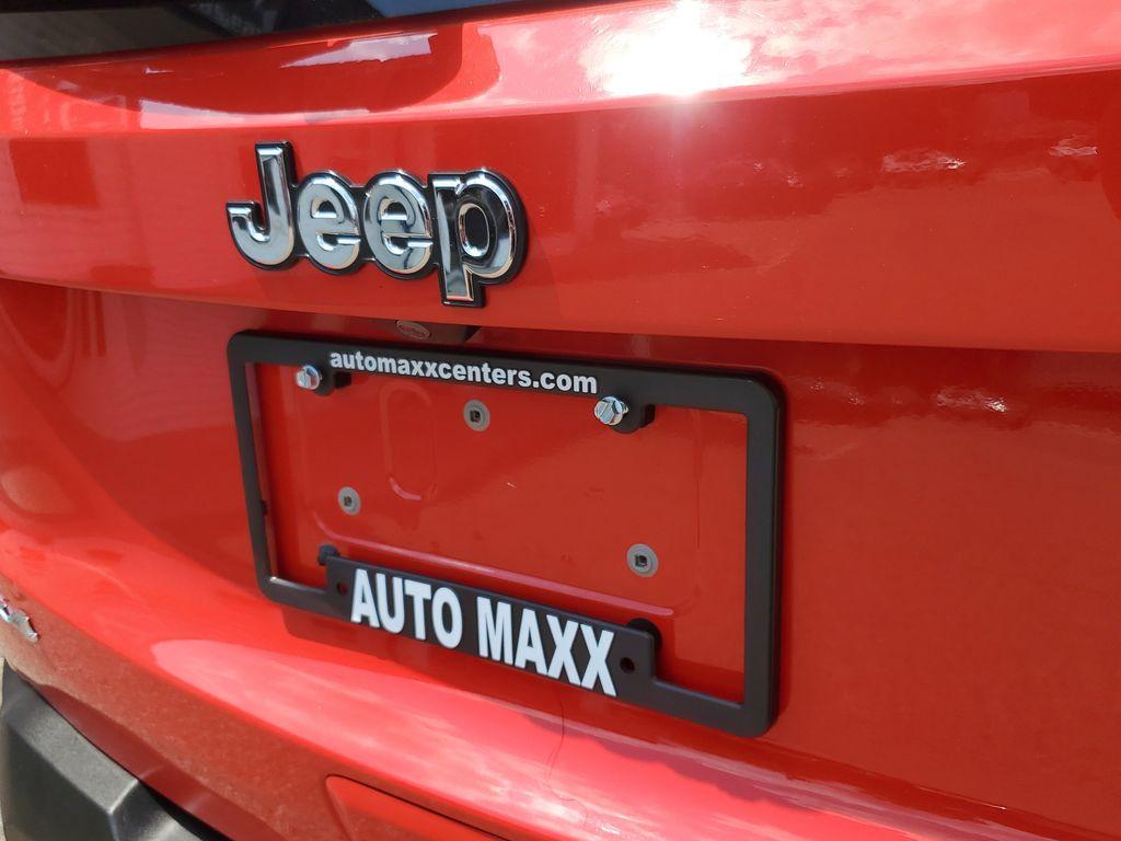 2020 Colorado Red Clearcoat /Black Jeep Renegade Latitude 4WD (ZACNJBBB4LP) with an 2.4L L4 DOHC 16V engine, 9A transmission, located at 234 Columbia Ave, Battle Creek, MI, 49015, (269) 222-0088, 42.298264, -85.192543 - <b>Vehicle Details</b><br>Get ready to conquer the roads with this stunning 2020 Jeep Renegade Latitude! This adventure-ready SUV is the perfect blend of rugged capability and modern sophistication. With its robust 4WD system, you'll easily tackle any terrain, whether you're navigating city streets - Photo#28