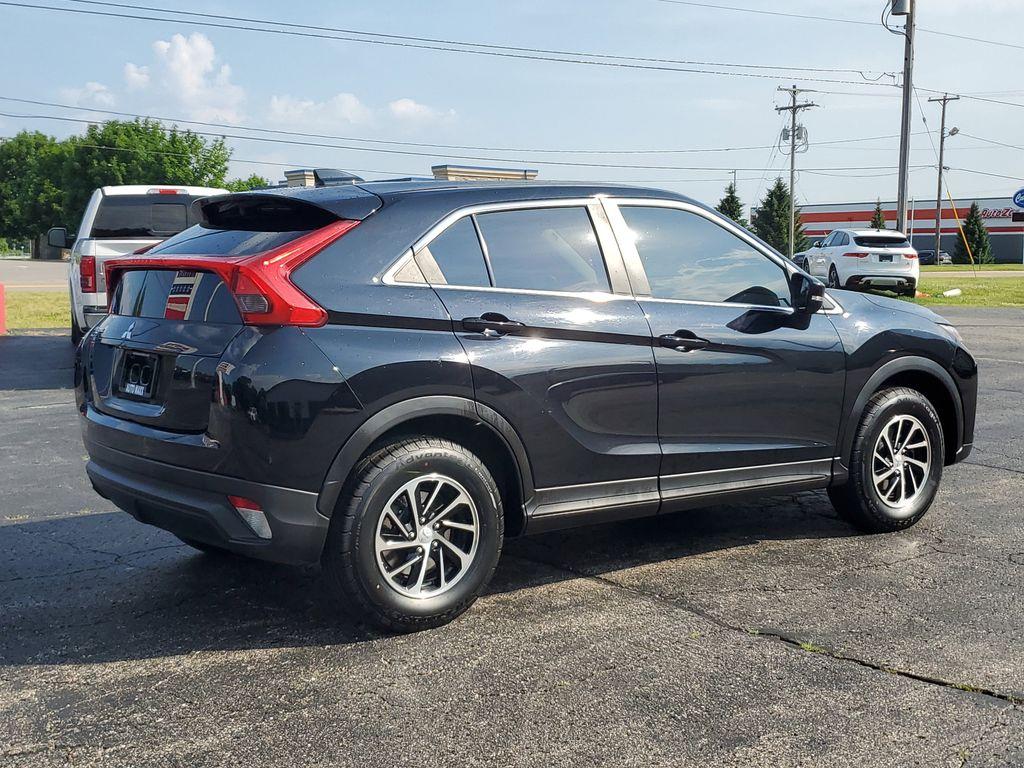 2020 Tarmac Black Metallic /BLACK Mitsubishi Eclipse Cross ES (JA4AS3AA8LZ) with an 1.5L L4 DOHC 16V engine, CVT transmission, located at 6064 Gull Rd, Kalamazoo, MI, 49048, (269) 222-0088, 42.328388, -85.512924 - Discover the refined blend of style, efficiency, and innovation with the 2020 Mitsubishi Eclipse Cross ES. This compact SUV is designed for those who value performance and practicality. Powered by a spirited 1.5L 4-cylinder engine, the Mitsubishi Eclipse Cross ES offers a smooth and responsive drivi - Photo#3
