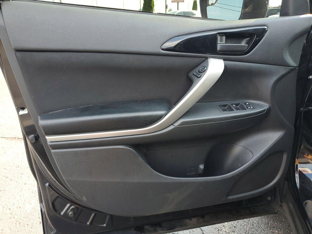 2020 Tarmac Black Metallic /BLACK Mitsubishi Eclipse Cross ES (JA4AS3AA8LZ) with an 1.5L L4 DOHC 16V engine, CVT transmission, located at 6064 Gull Rd, Kalamazoo, MI, 49048, (269) 222-0088, 42.328388, -85.512924 - Discover the refined blend of style, efficiency, and innovation with the 2020 Mitsubishi Eclipse Cross ES. This compact SUV is designed for those who value performance and practicality. Powered by a spirited 1.5L 4-cylinder engine, the Mitsubishi Eclipse Cross ES offers a smooth and responsive drivi - Photo#10