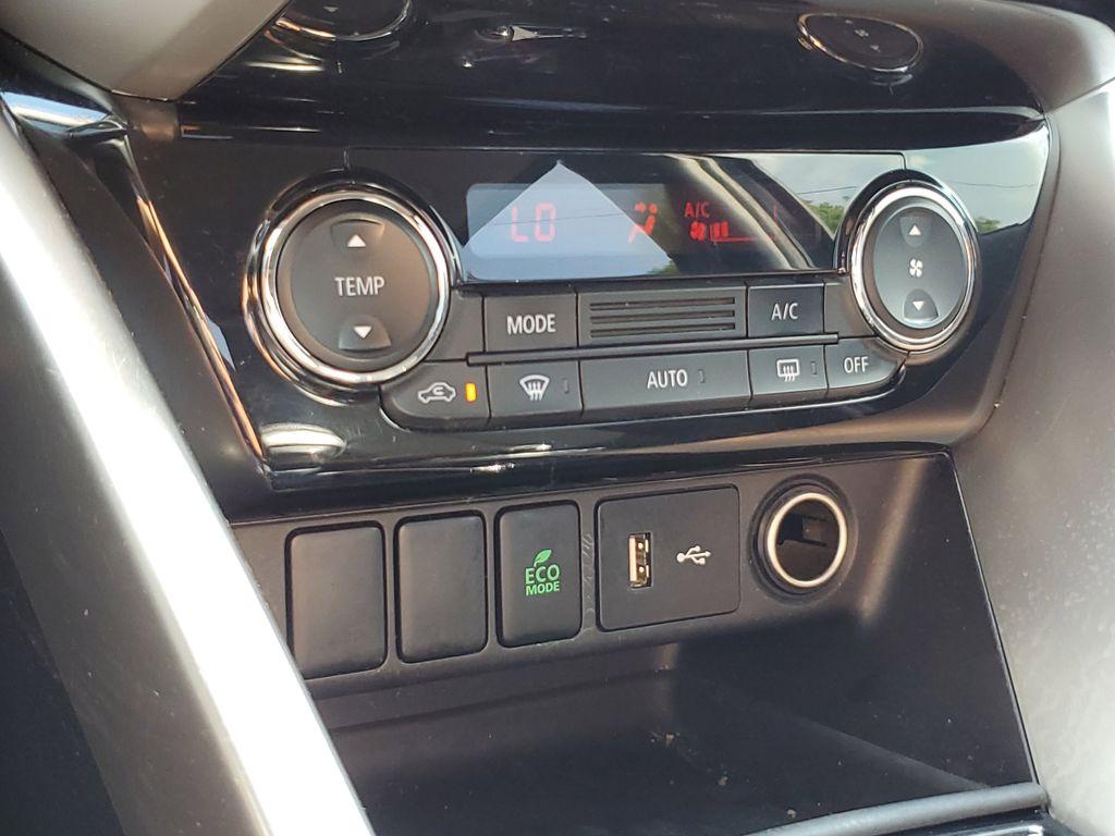 2020 Tarmac Black Metallic /BLACK Mitsubishi Eclipse Cross ES (JA4AS3AA8LZ) with an 1.5L L4 DOHC 16V engine, CVT transmission, located at 6064 Gull Rd, Kalamazoo, MI, 49048, (269) 222-0088, 42.328388, -85.512924 - Discover the refined blend of style, efficiency, and innovation with the 2020 Mitsubishi Eclipse Cross ES. This compact SUV is designed for those who value performance and practicality. Powered by a spirited 1.5L 4-cylinder engine, the Mitsubishi Eclipse Cross ES offers a smooth and responsive drivi - Photo#22